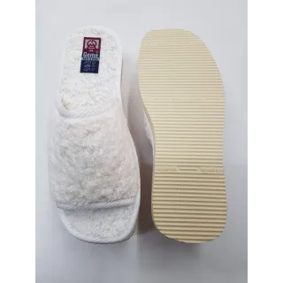 Zapatilla punta abierta de toalla Zapatilla punta abierta de toalla