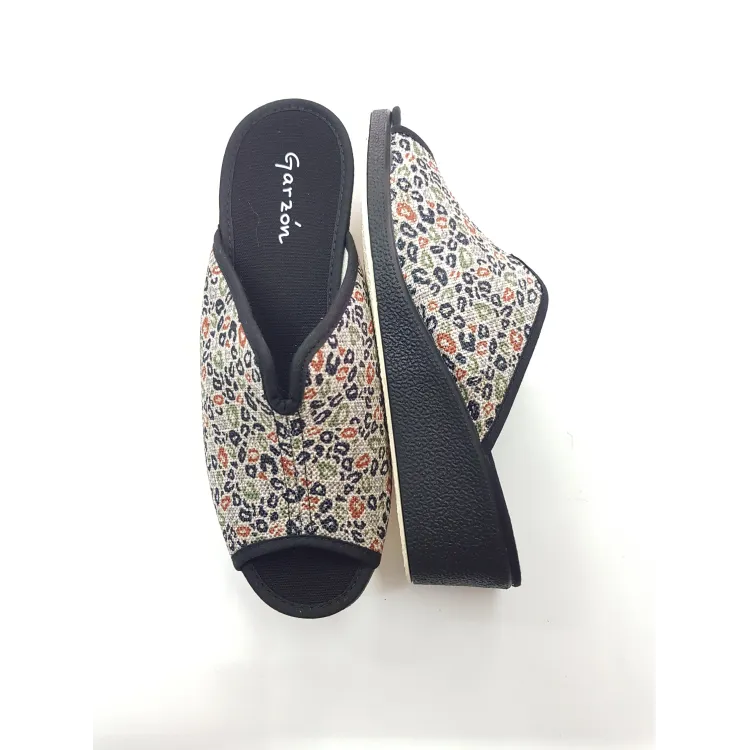 Zapatilla Garzón 715